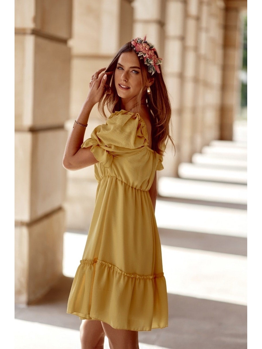 Rochie netedă cu volane, galben 3056 - Magazin online - Boutique